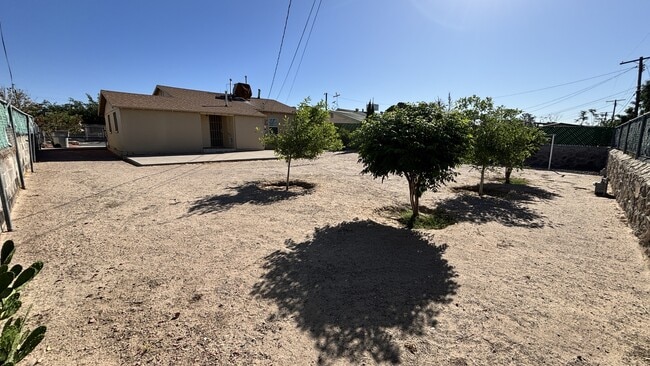 Building Photo - 7748 Veracruz Ave