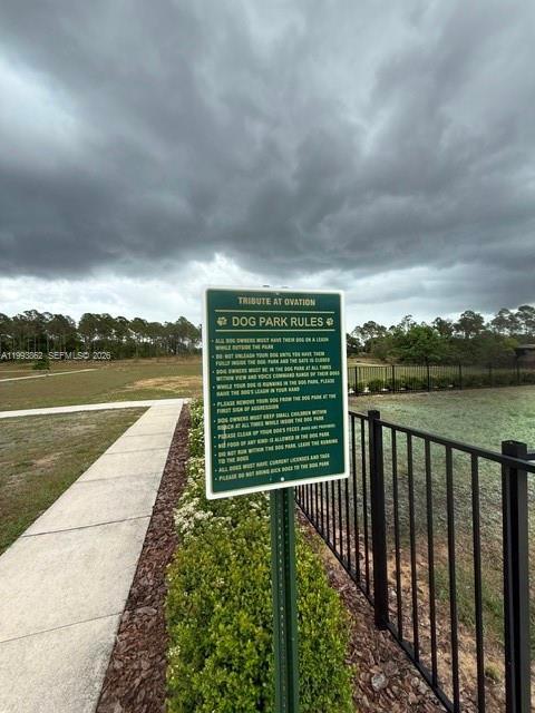 Building Photo - 9261 Gran Teatro Dr