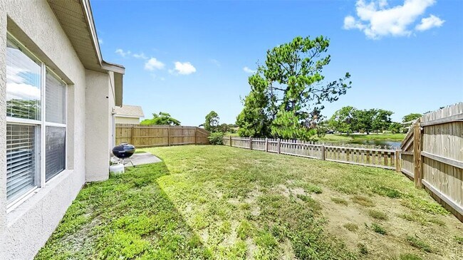 Building Photo - 7853 Bristol Park Dr