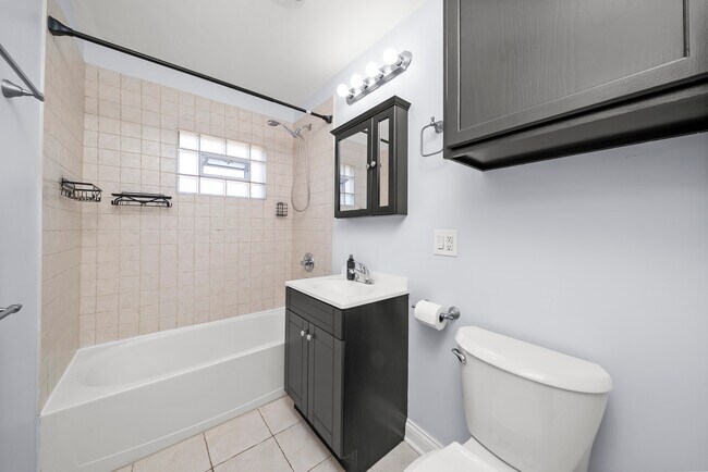 Building Photo - 3055 N Nordica Ave