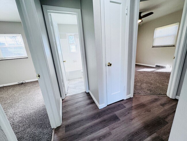 Building Photo - Beautiful Three Bedroom with Basement and Garage