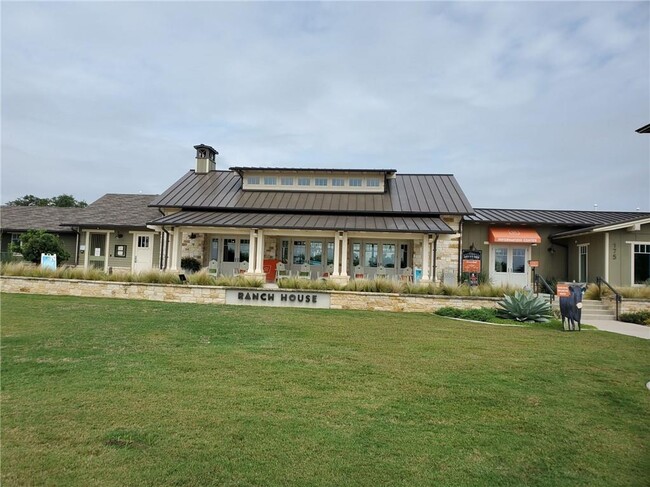 Building Photo - 409 La Dera Dr
