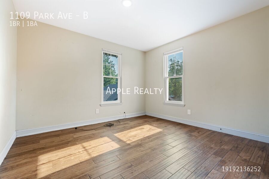 Building Photo - 1109 Park Ave