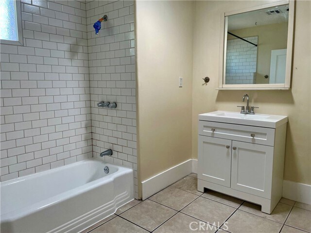 Building Photo - 831 Boylston St