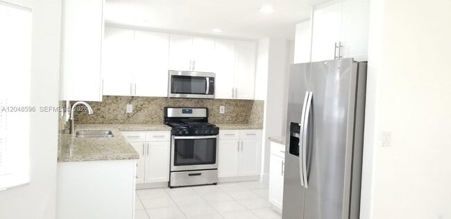 Building Photo - 2420 NW 137th Terrace