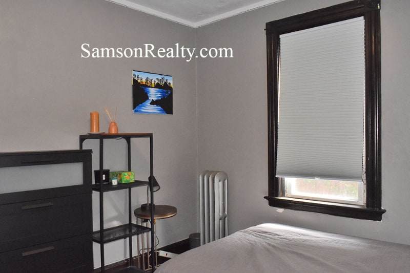 Building Photo - 219 Cole Ave