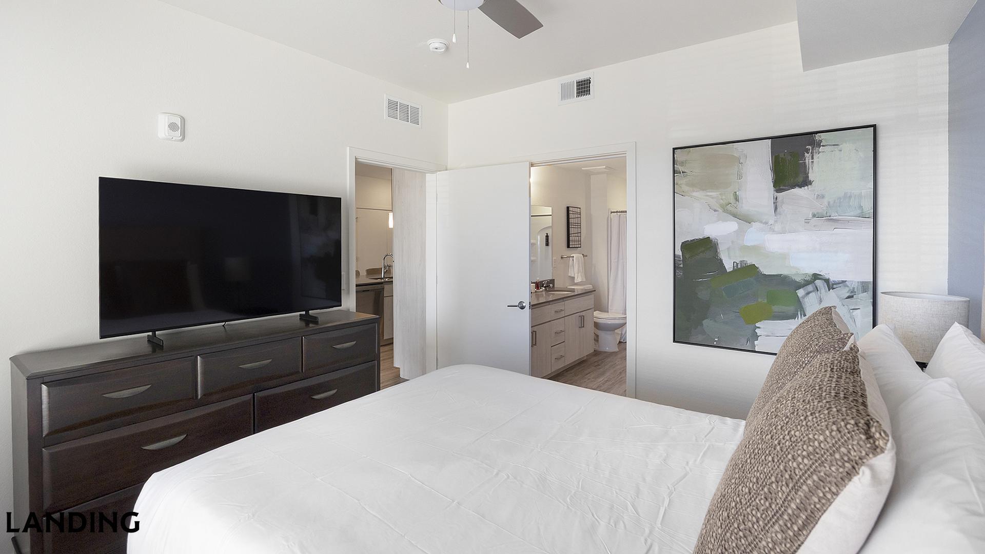 Building Photo - 1760 S Crismon Rd