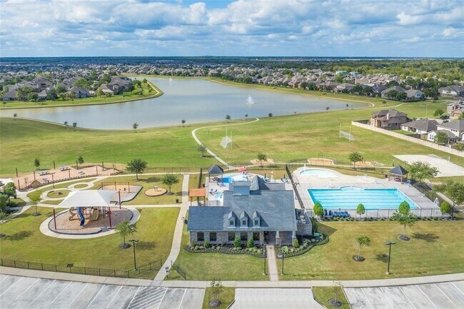Building Photo - 8018 Tempest Stone Dr