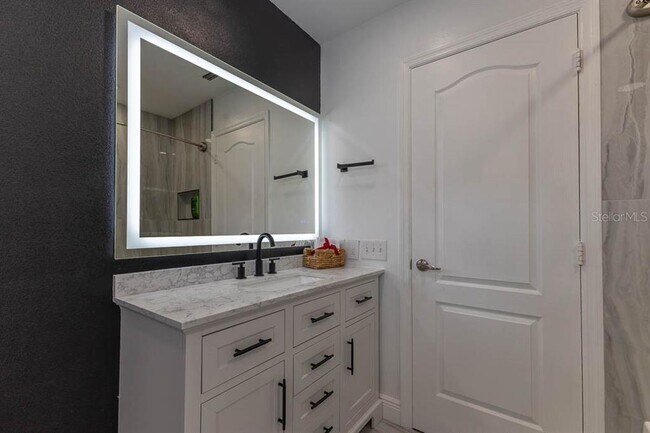 Building Photo - 3432 Idlegrove Ct