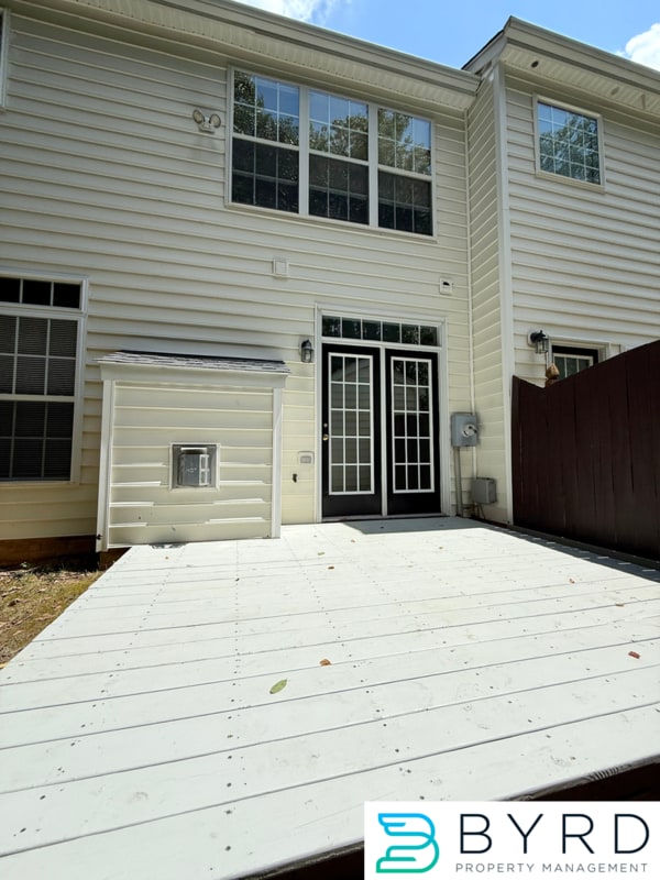 Building Photo - 1529 Olde Sage Ct