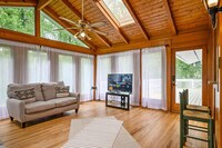 Building Photo - 2450 Weatherford Ct