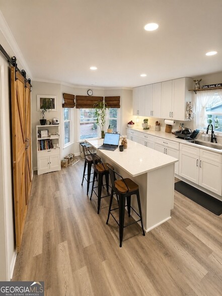 Building Photo - 646 Hunt Station Dr