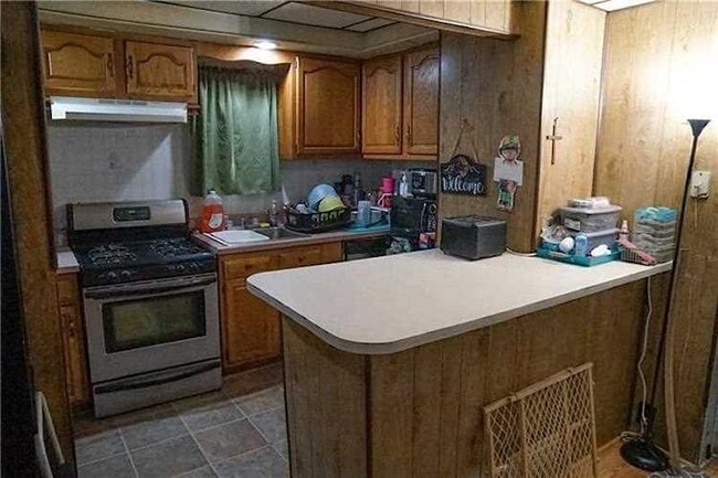 Building Photo - 549 W Wayne St