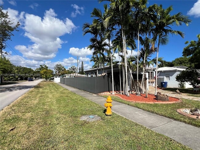 Building Photo - 189 Glendale Dr