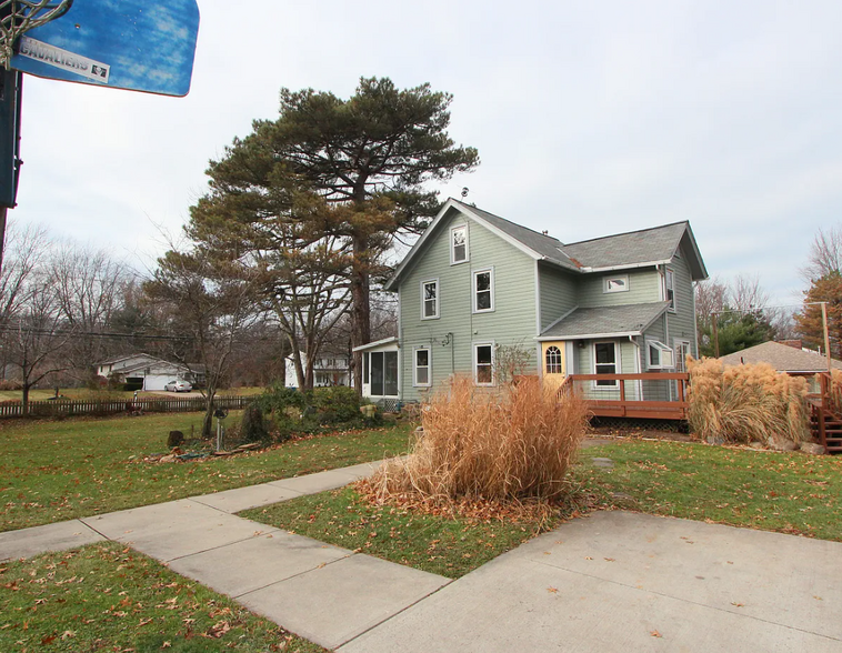 Building Photo - 269 Avon Belden Rd