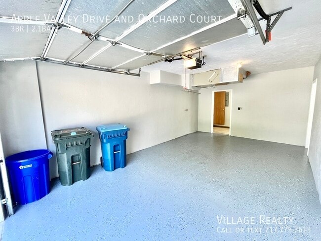 Building Photo - 710 Apple Valley Dr