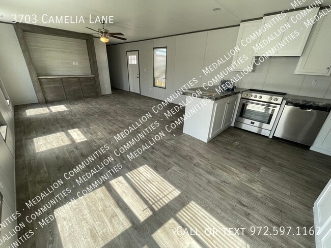 Building Photo - 3703 Camelia