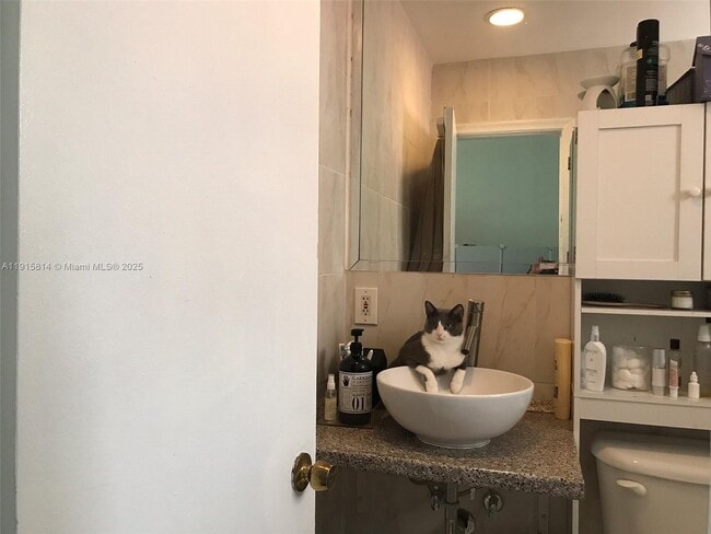 Building Photo - 421 NE 68th St