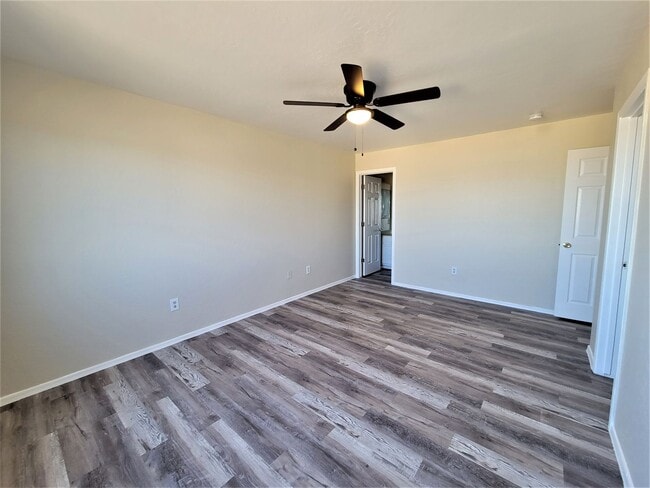 Building Photo - 15147 S Yava Rd