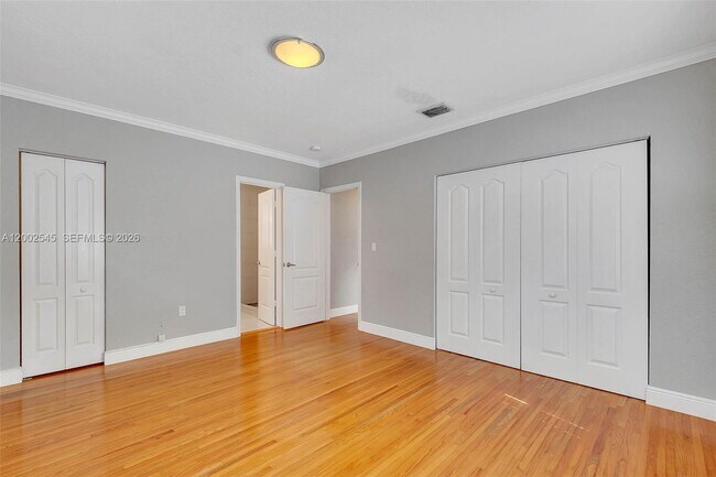 Building Photo - 3604 SW 60th Ave