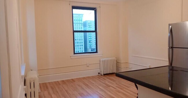 Building Photo - Arts Condominium [1324]