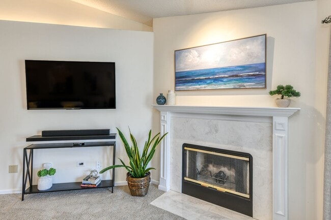 Building Photo - Peaceful Pond-Front Retreat | Family-Frien...