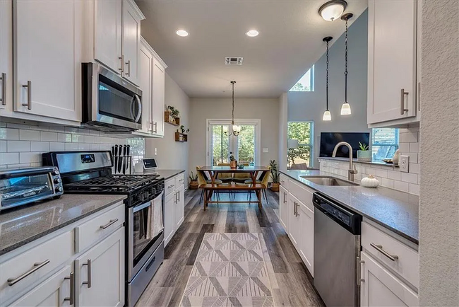 Kitchen Alt View - 7300 Haggard Dr