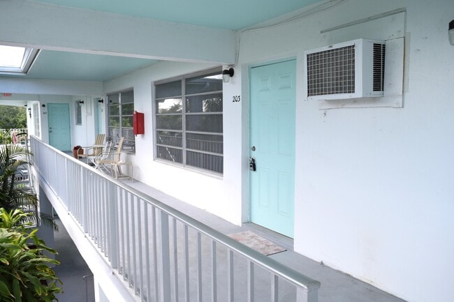 Building Photo - 710 N K St