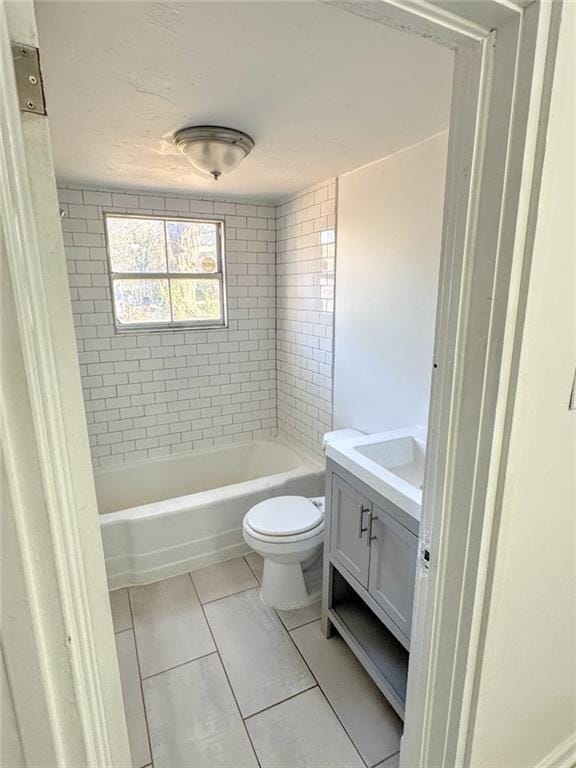 Building Photo - 3051 Wells St