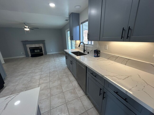 Building Photo - Charming Renovated Home in Vista, CA – Cul...