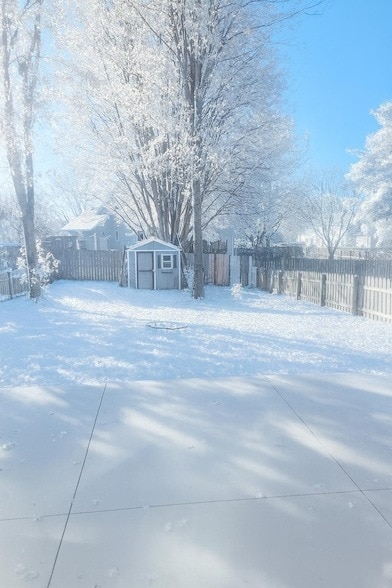 Building Photo - 9 Heights Rd NE