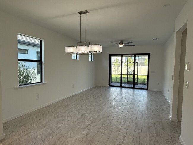 Building Photo - 24750 Marina Del Ray Dr
