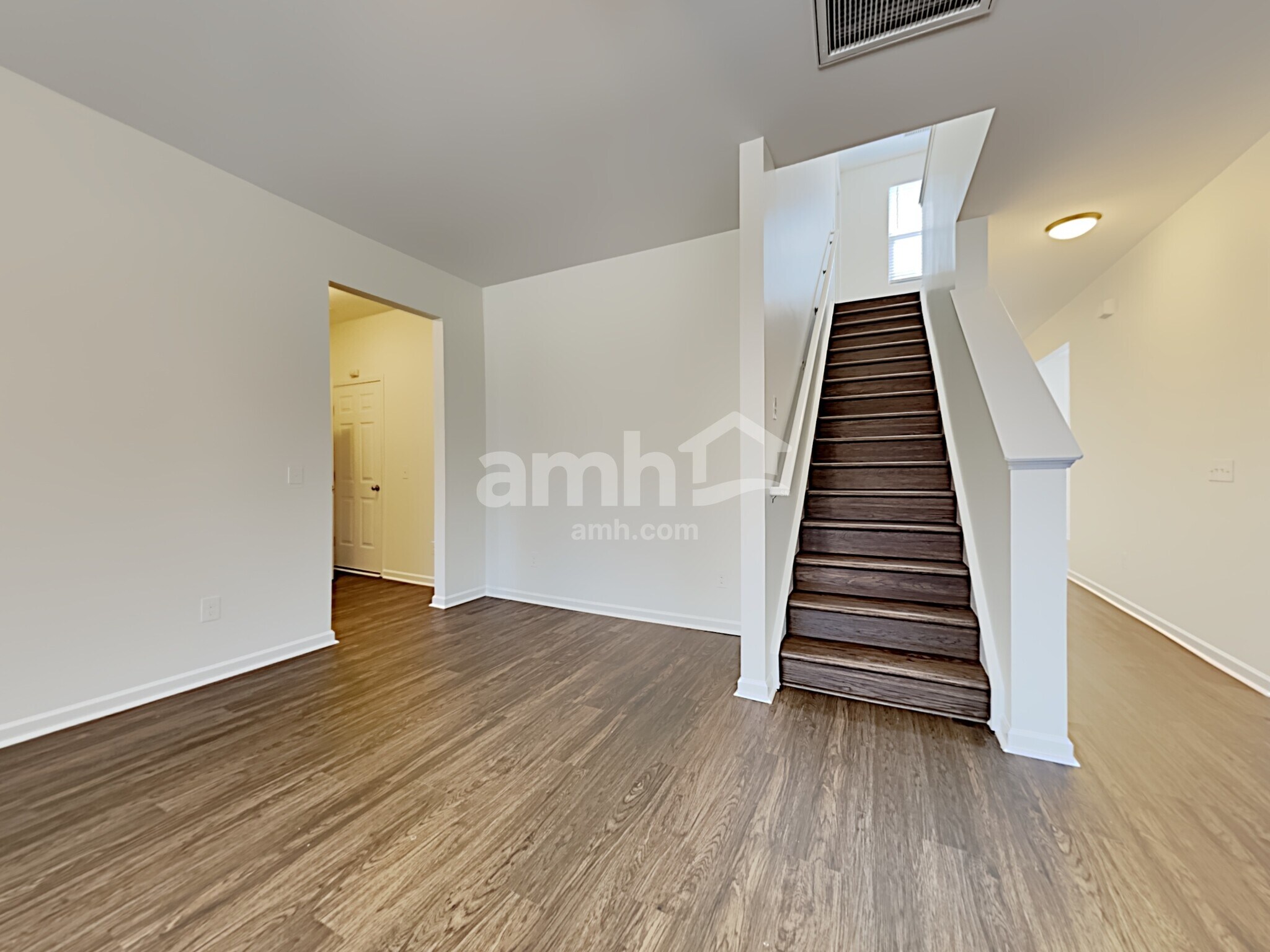 Building Photo - 355 Dunlin Dr