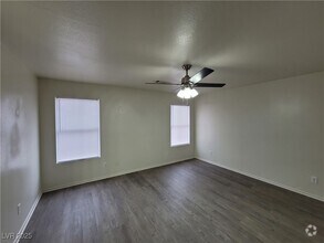 Building Photo - 5987 Stone Hollow Ave