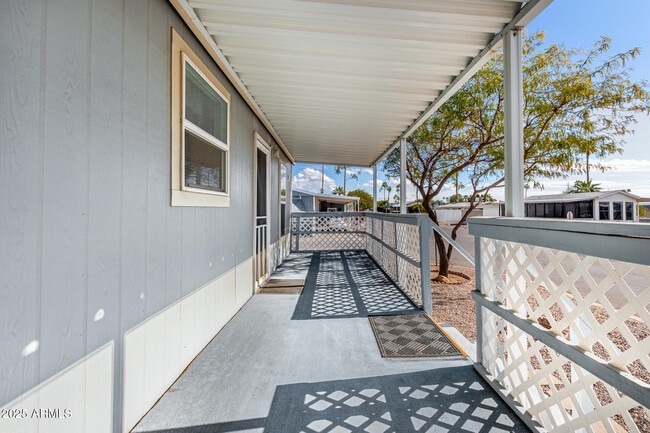 Building Photo - 2650 W Union Hills Dr