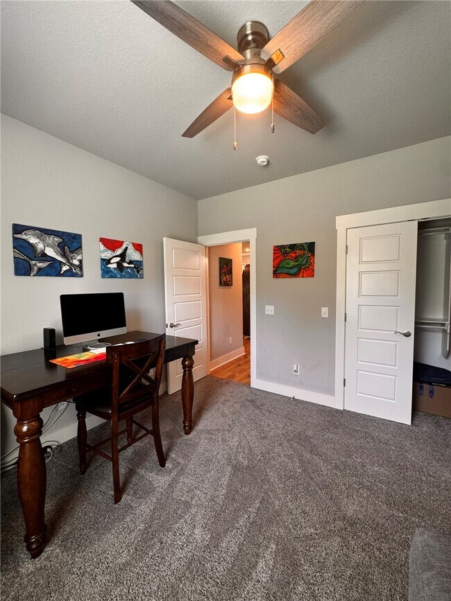 Building Photo - 12 Hobkirk Dr