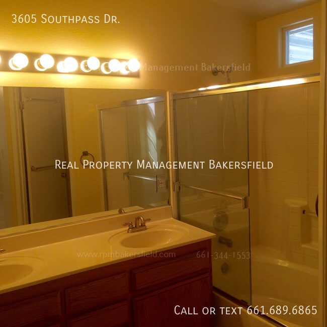 Building Photo - 3605 Southpass Dr