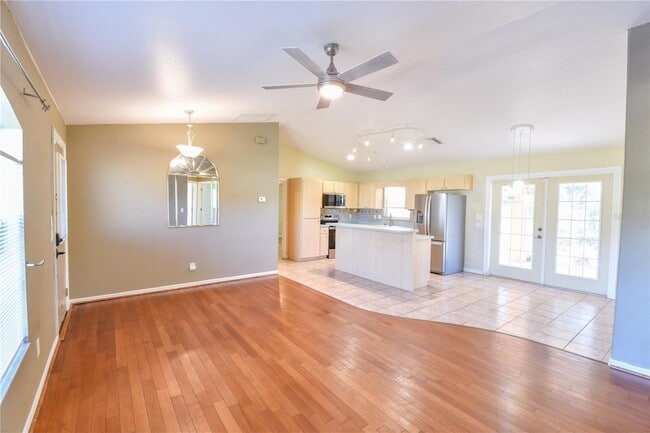 Building Photo - 2731 Verde Terrace