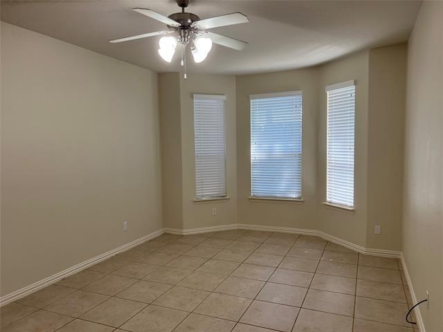 Building Photo - 1412 Carver Ln