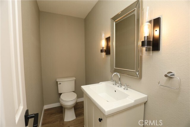 Building Photo - 10420 Bogardus Ave