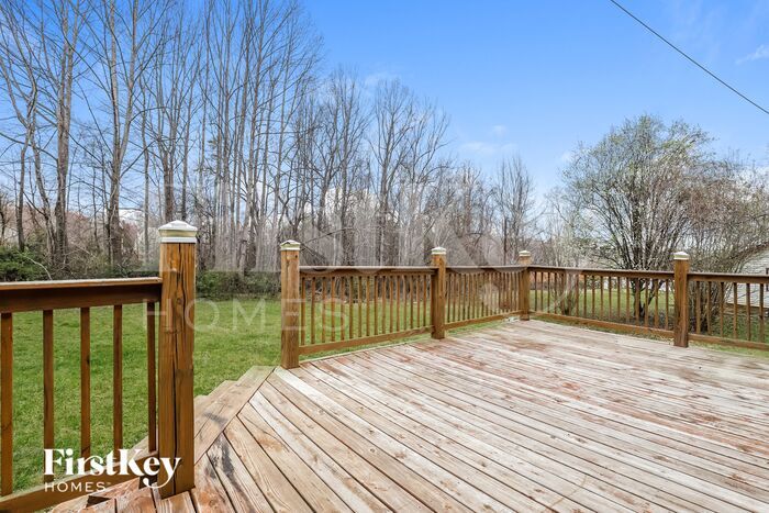 Building Photo - 2304 Barnsley Ct