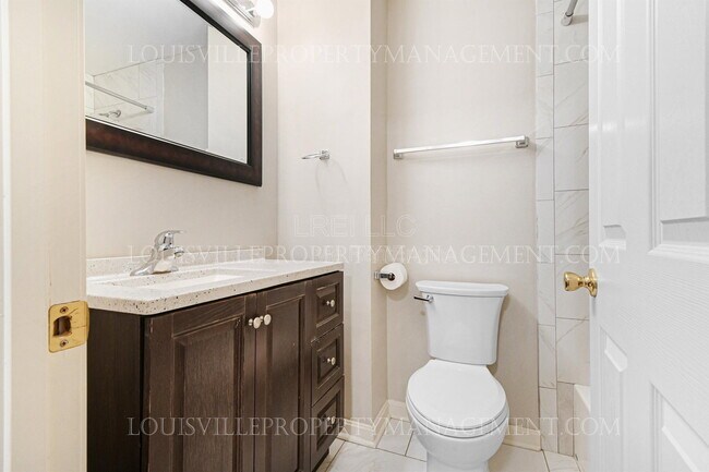 Building Photo - 3817 Klondike Ln