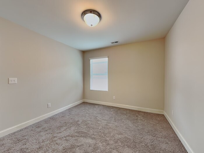 Building Photo - 3636 Massey Ridge Ct