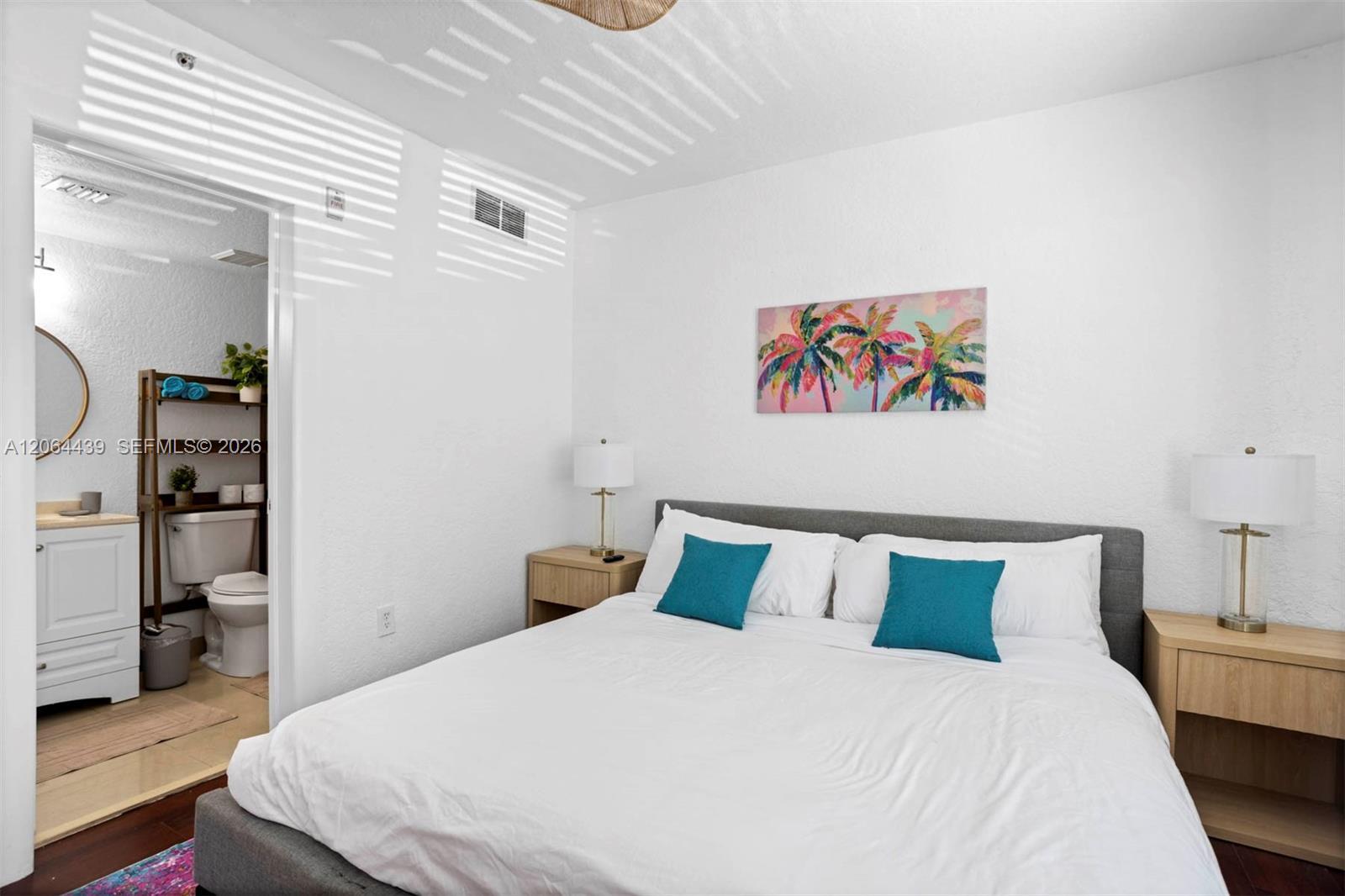 Building Photo - 7326 Collins Ave
