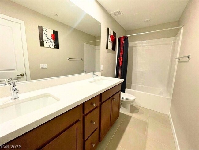 Building Photo - 9263 Rampa St