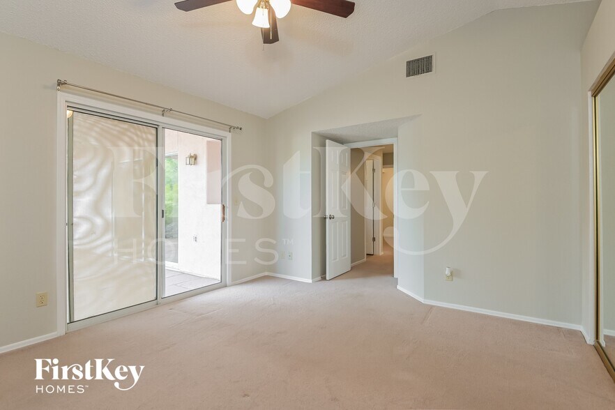 Building Photo - 3650 W Mesa Ridge Trail