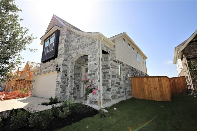 Building Photo - 635 Pheasant Hill Ln