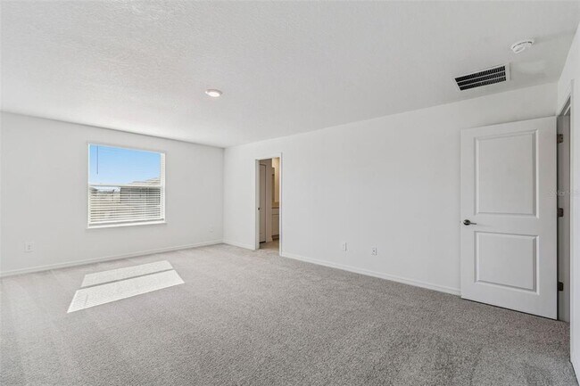 Building Photo - 1712 Tropical Oasis Ave