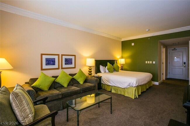 Building Photo - 30 Strada Di Villaggio