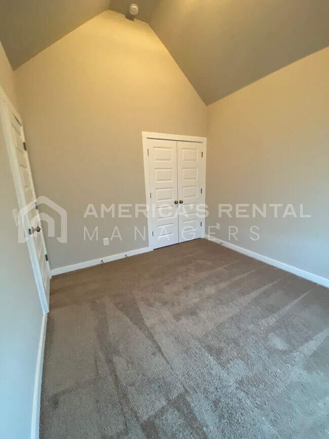 Building Photo - Home for Rent in Cullman, AL!!! Available to View with a 48 hour notice!!